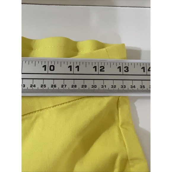 89th & Madison Stretch Straight Leg Yellow Pull On Capri Pants Womens Small - Picture 5 of 8